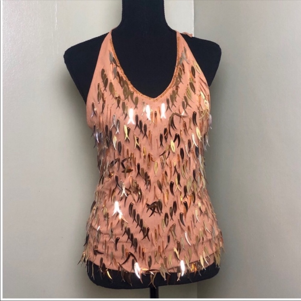 Halter top with gold metal accents - Picture 4 of 7
